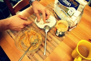 Dietetyczne przepisy - Orzechowe kulki proteinowe